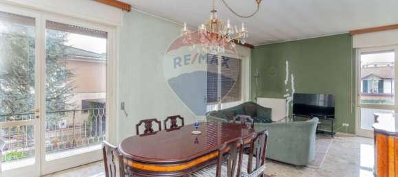 3 bedrooms Villa in Cardano al Campo, Italy No. 205695 22