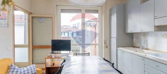 3 bedrooms Villa in Cardano al Campo, Italy No. 205695 30