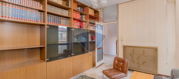 3 bedrooms Villa in Cardano al Campo, Italy No. 205695 58