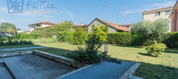 2 bedrooms Apartment in Pioltello, Italy No. 357901 13