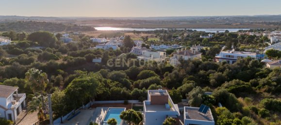 Villa T4 em Alvor, Portugal N.º 136109 33