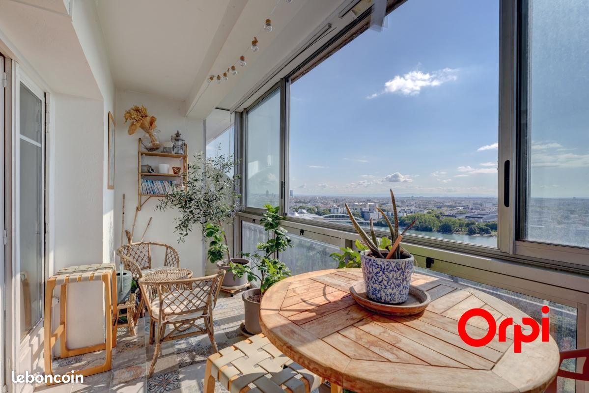 3 غرف نوم شقة في Rhone, France رقم 335288