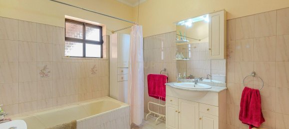 3 Schlafzimmer Haus in Sao Bartolomeu de Messines, Portugal, Nr. 352339 25