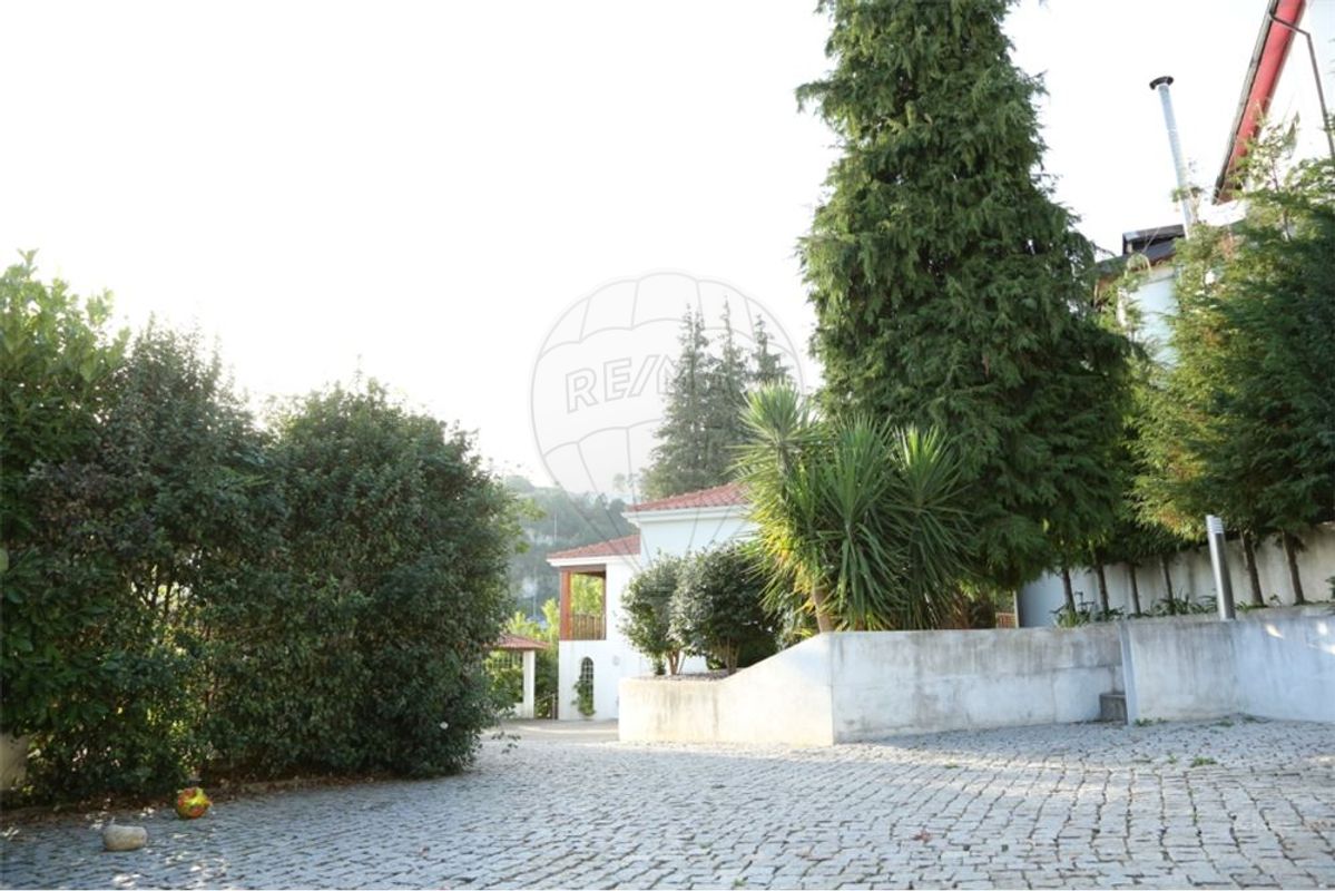 Casa de 3 dormitorios en Baiao, Portugal No. 16828