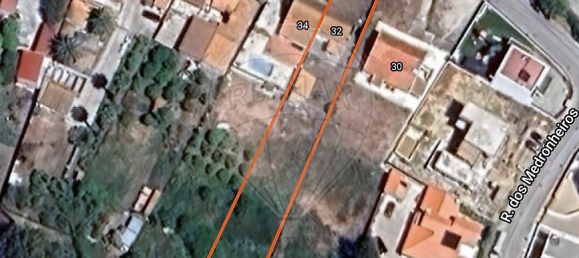 2 bedrooms House in Sesimbra, Portugal No. 21539 2