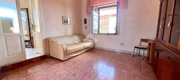 2 Schlafzimmer Wohnung in Naples, Italy, Nr. 311572 9