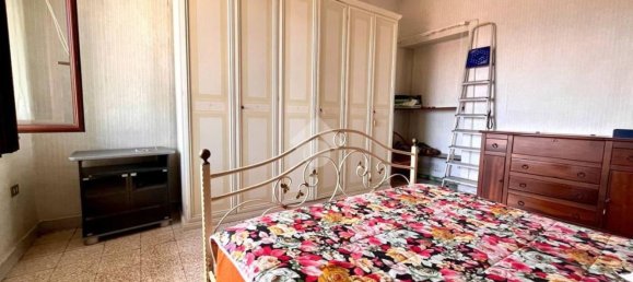 2 Schlafzimmer Wohnung in Naples, Italy, Nr. 311572 7