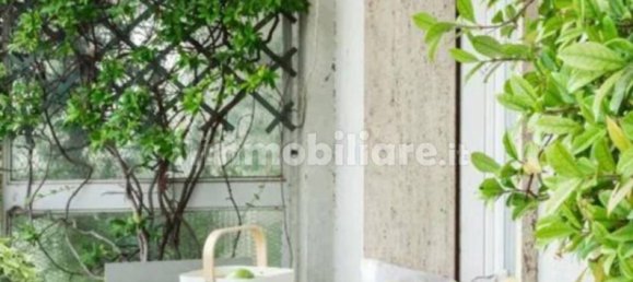 3 bedrooms Apartment in Milan, Italy No. 351619 3