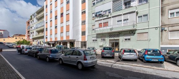 Apartamento de 3 dormitorios en Odivelas, Portugal No. 50641 15