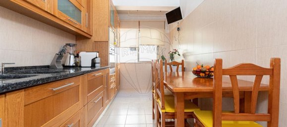 Apartamento de 3 dormitorios en Odivelas, Portugal No. 50641 2