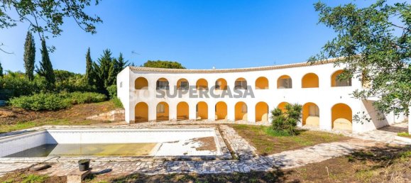 365m² Commercial property in Quarteira, Portugal No. 162555 11