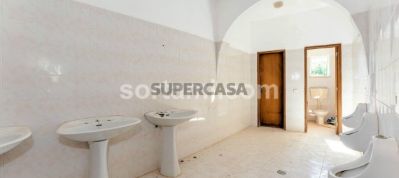 365m² Commercial property in Quarteira, Portugal No. 162555 33