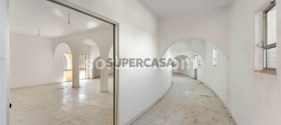 365m² Commercial property in Quarteira, Portugal No. 162555 39