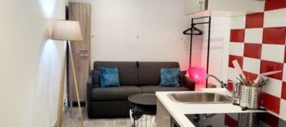 1 bedroom Apartment in Paris, France No. 312554 5