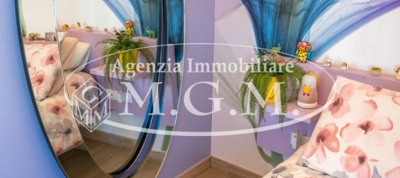 Квартира с 3 комнатами в Кальчиная, Италия № 44319 20