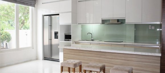 Villa T4 em Long Bien, Vietnam N.º 849 5