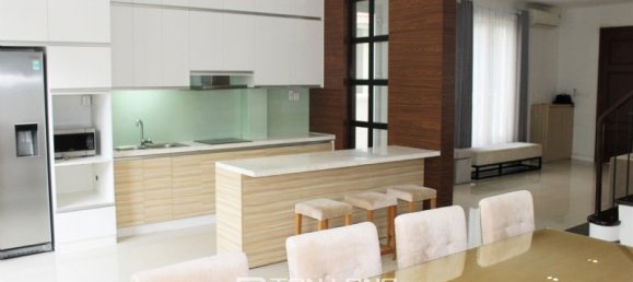 Villa T4 em Long Bien, Vietnam N.º 849 6