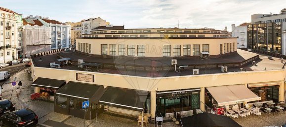 573m² Building in Lisbon, Portugal No. 122145 7