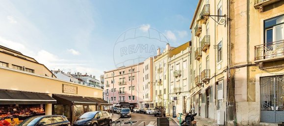 573m² Building in Lisbon, Portugal No. 122145 5