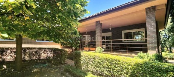 4 bedrooms House in Venturada, Spain No. 137959 3