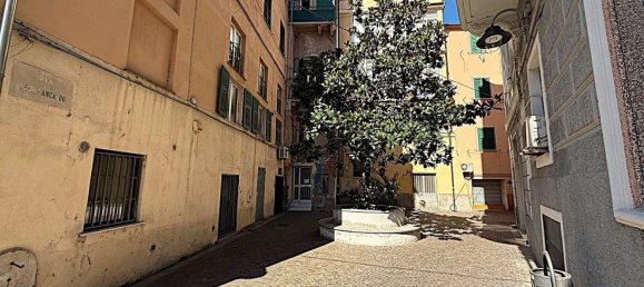 80m² Commercial property in Vado Ligure, Italy No. 301917 19