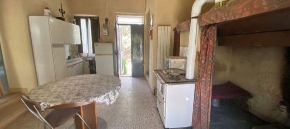 Дом с 8 комнатами в Паникале, Италия № 174546 14