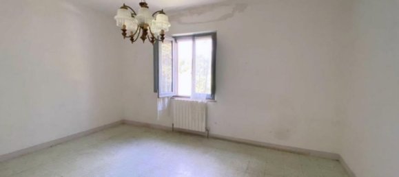 Дом с 8 комнатами в Паникале, Италия № 174546 7