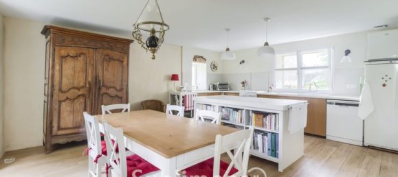 5 bedrooms House in Sulniac, France No. 280124 3