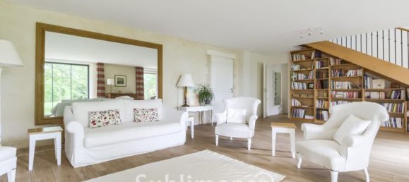 5 bedrooms House in Sulniac, France No. 280124 7