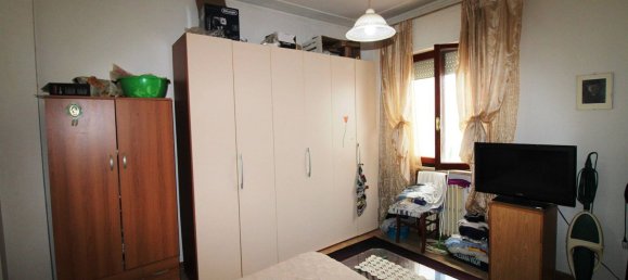 5 غرف نوم شقة في Civitanova Marche, Italy رقم 351505 19