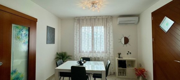 5 rooms Villa in Chioggia, Italy No. 53201 8