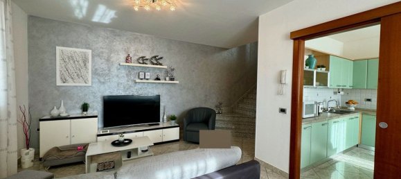 5 rooms Villa in Chioggia, Italy No. 53201 9