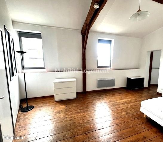 1 غرف نوم شقة في Cambrai, France رقم 47515