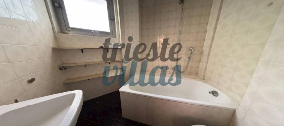 3 bedrooms Apartment in Trieste, Italy No. 376542 12