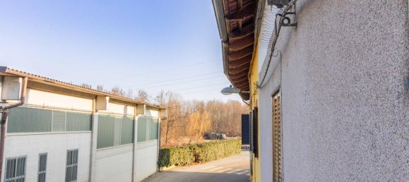 4 rooms House in Bosconero, Italy No. 136027 4