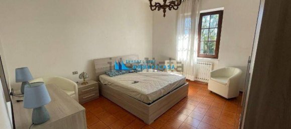 6 bedrooms Villa in Carrara, Italy No. 215097 14