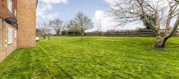 1 bedroom Apartment in Beckenham, United Kingdom No. 920 7