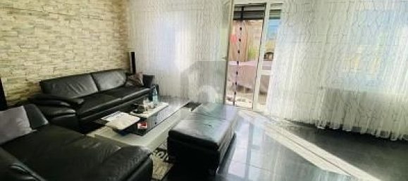 Дом с 5 комнатами в Дуйсбург, Германия № 8459 2