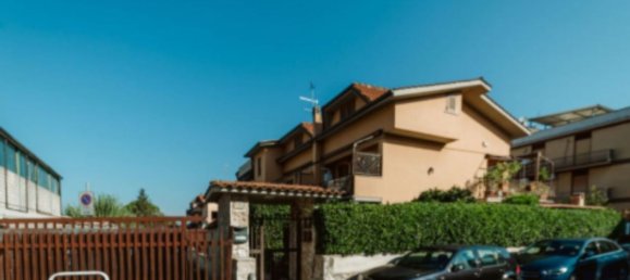 3 rooms Apartment in Mentana, Italy No. 199346 2