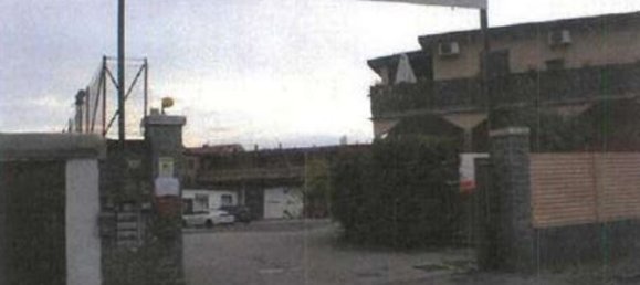 Gewerbliche Immobilie in Limbiate, Italy 453m², Nr. 359790 2