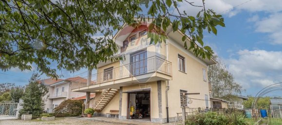 4 Schlafzimmer Haus in Cossato, Italy, Nr. 378805 45