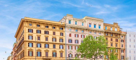 2 bedrooms Apartment in Rome, Italy No. 320116 2