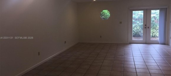 3 dormitorios dúplex en alquiler en Miami, Miami-Dade, Florida, USA № 614940 22