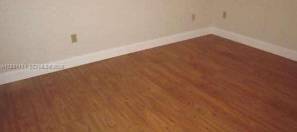 3 dormitorios dúplex en alquiler en Miami, Miami-Dade, Florida, USA № 614940 11
