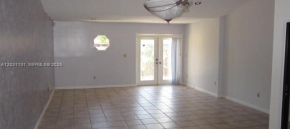 3 dormitorios dúplex en alquiler en Miami, Miami-Dade, Florida, USA № 614940 29