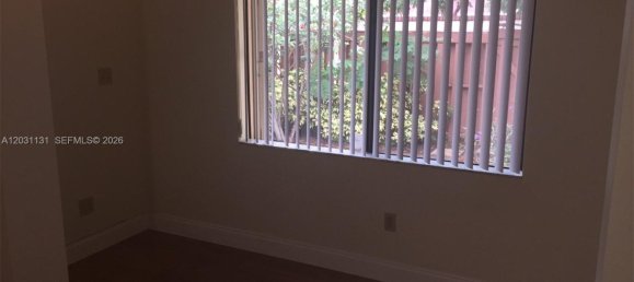 3 dormitorios dúplex en alquiler en Miami, Miami-Dade, Florida, USA № 614940 15