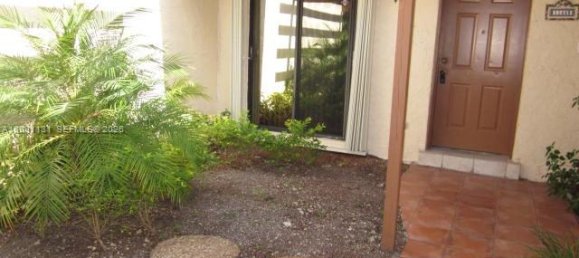 3 dormitorios dúplex en alquiler en Miami, Miami-Dade, Florida, USA № 614940 27
