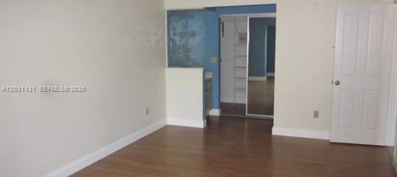 3 dormitorios dúplex en alquiler en Miami, Miami-Dade, Florida, USA № 614940 26