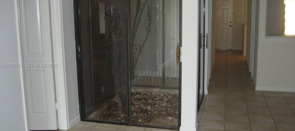 3 dormitorios dúplex en alquiler en Miami, Miami-Dade, Florida, USA № 614940 12