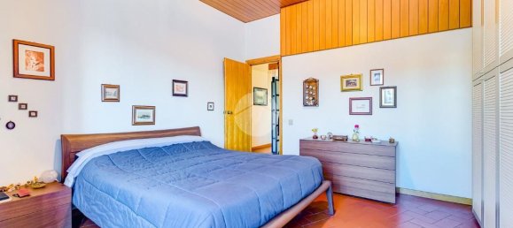 3 rooms Apartment in Rome, Italy No. 273772 10